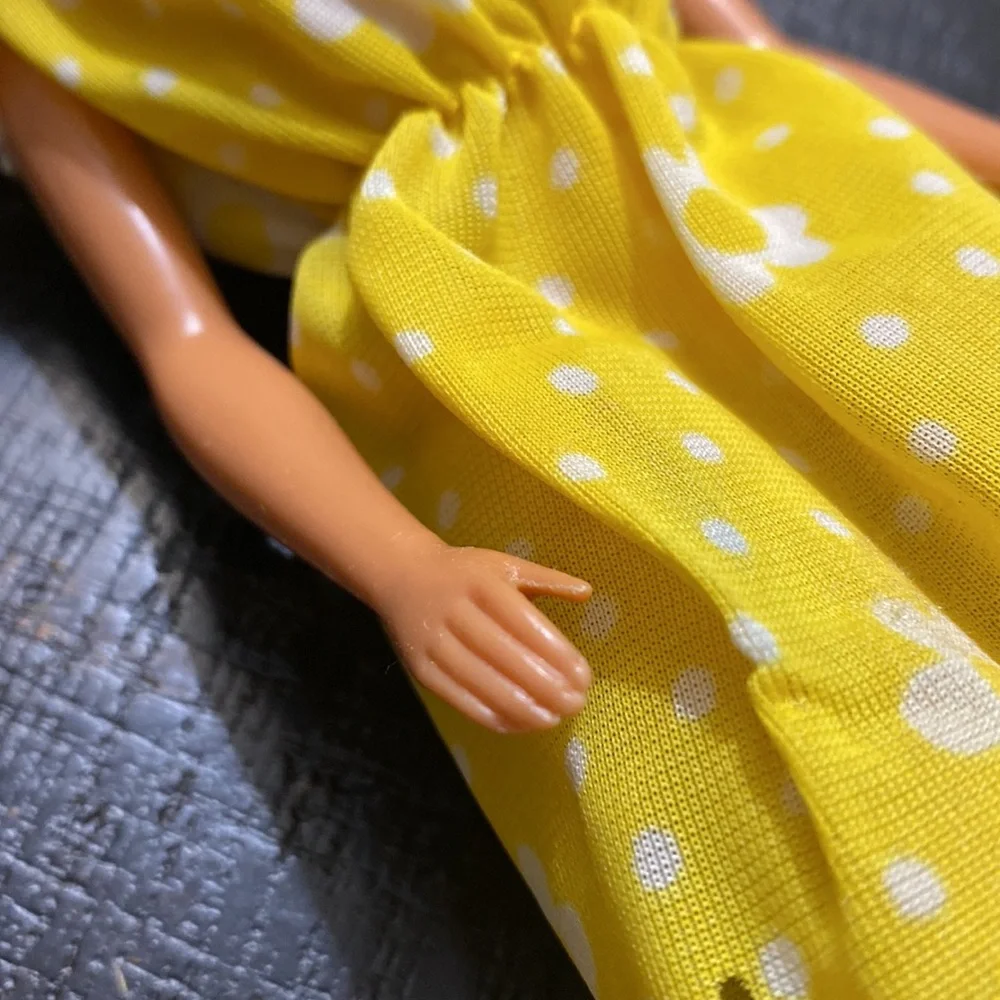 Mattel Vintage 1966 Twist ‘N Turn Barbie Girls' Doll! - Picture 8 of 8